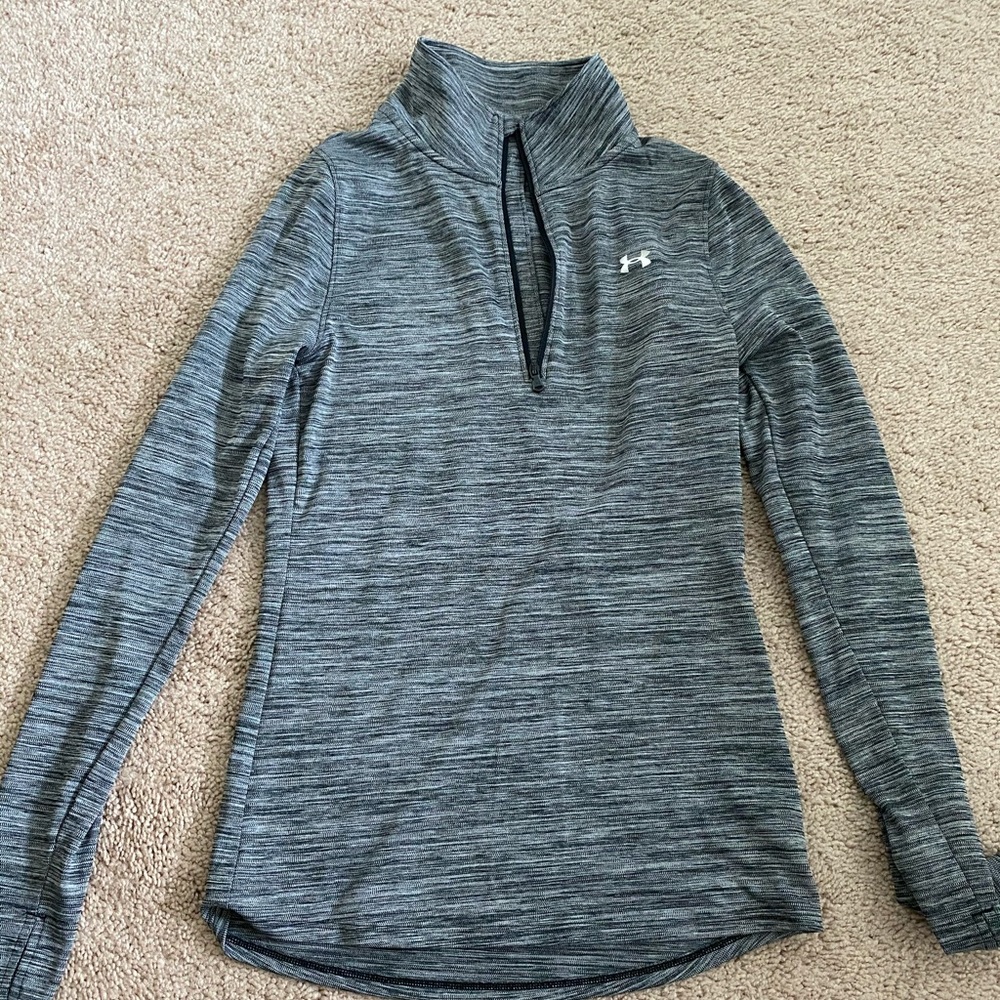 Grey pullover. Size:XS